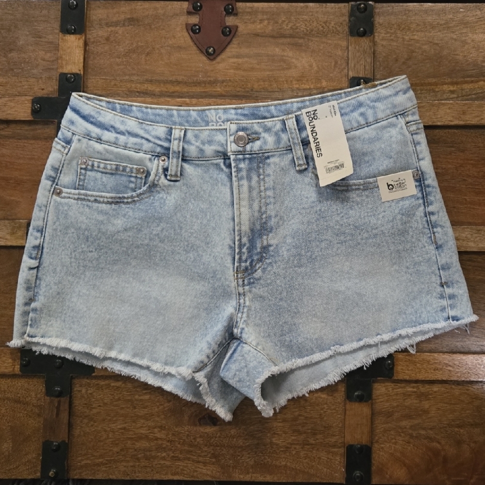 NWT Modern Blue Jean Shorts High-Waisted Raw Hem